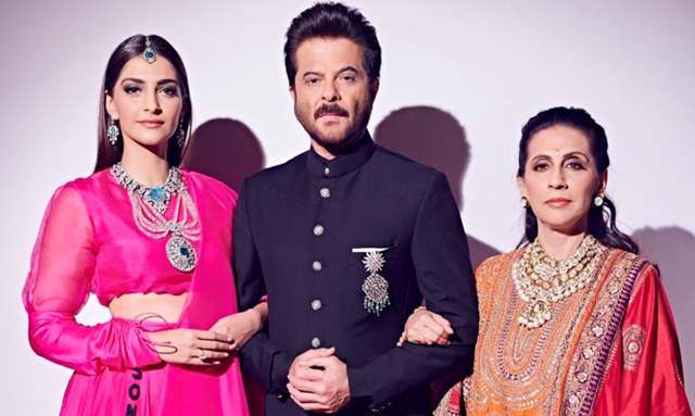 Anil Kapoor and Sunita Kapoor anniversary sonam