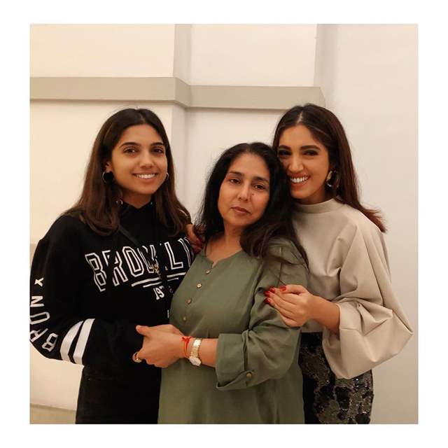 Bhumi Pednekar with her Mother and Sister