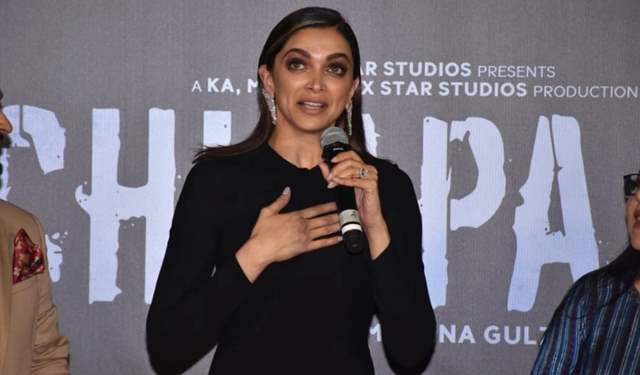 Deepika Padukone crying speaking