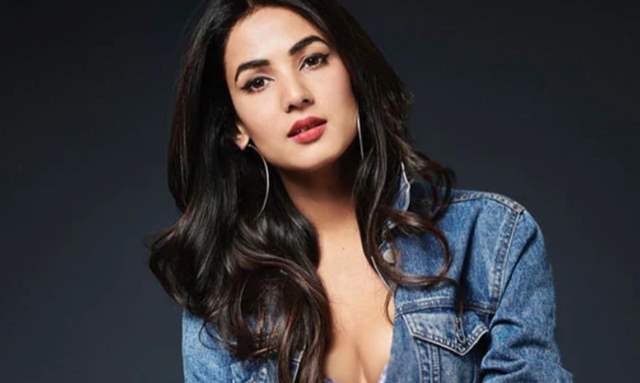 Sonal Chauhan jannat