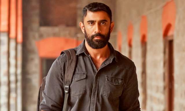 Amit Sadh on His Character Kabir Sawant from Breathe