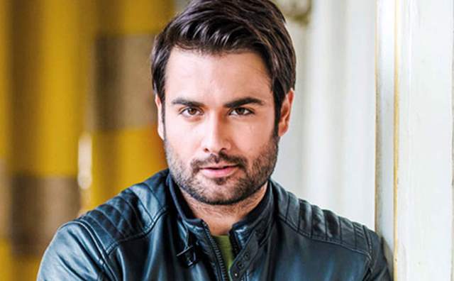 VivianDsena