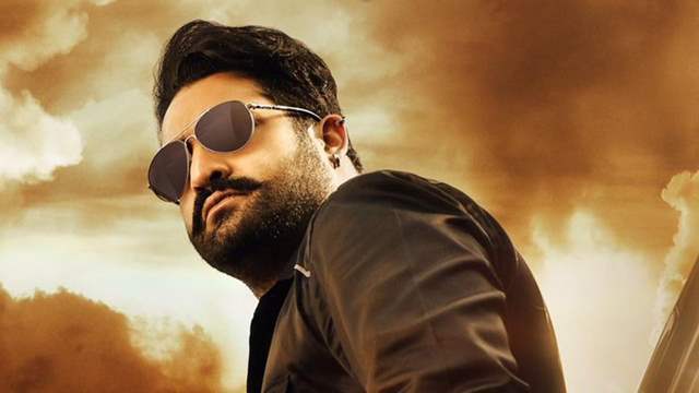 RRR makers share a glimpse of Jr. NTR as Bheem: Sher Aa Raha Hai