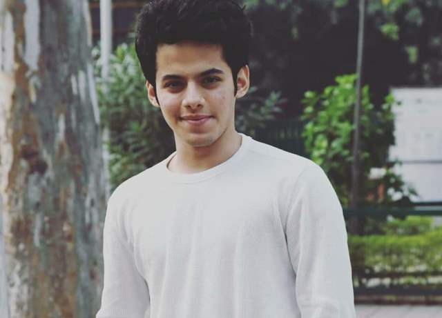 Darsheel Safary 