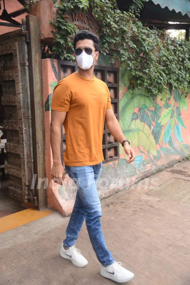 Vicky Kaushal snapped in Versova Media