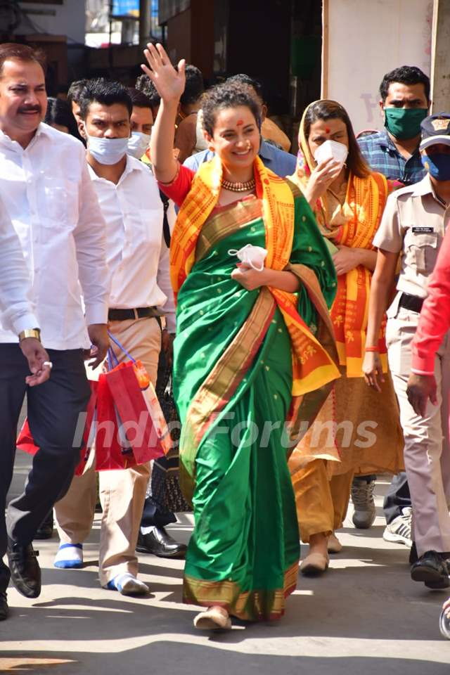 Kangana Ranaut visits Mumba Devi and Shri Siddhivinayak Temple in Mumbai