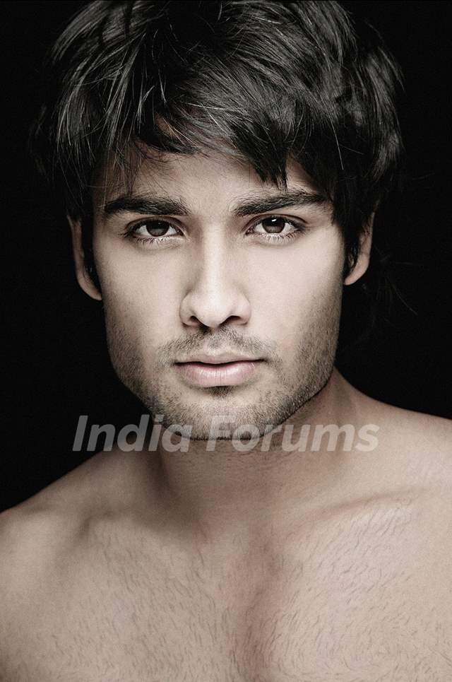 Vivian Dsena