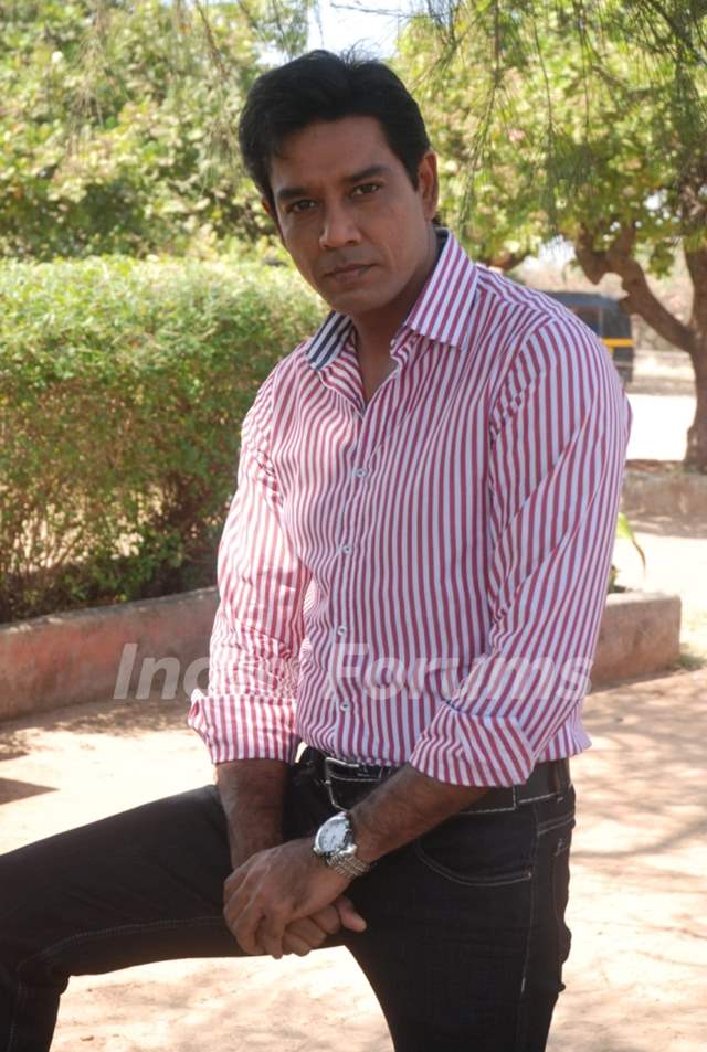 Anup Soni in tv show Crime Patrol