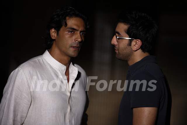 Arjun Rampal and Ranbir Kapoor in the movie Raajneeti