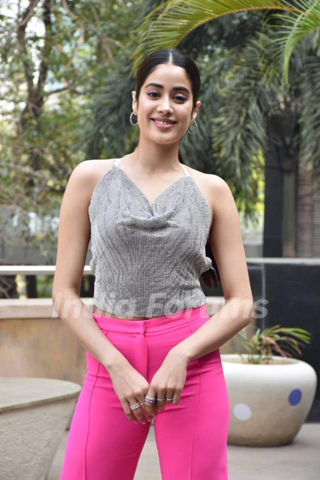 Janhvi Kapoor at the promotions of Roohi Media