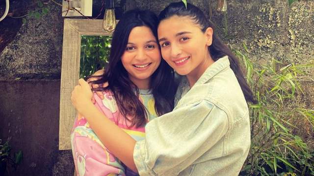 Alia Bhatt sister Shaheen Bhatt