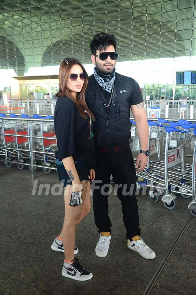 Paras Chhabra and Mahira Sharma snapped at airport
