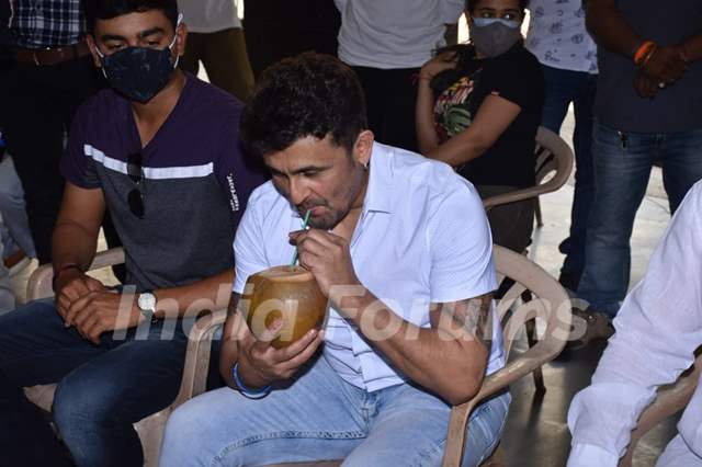 Sonu Nigam papped at a blood donation camp in Juhu