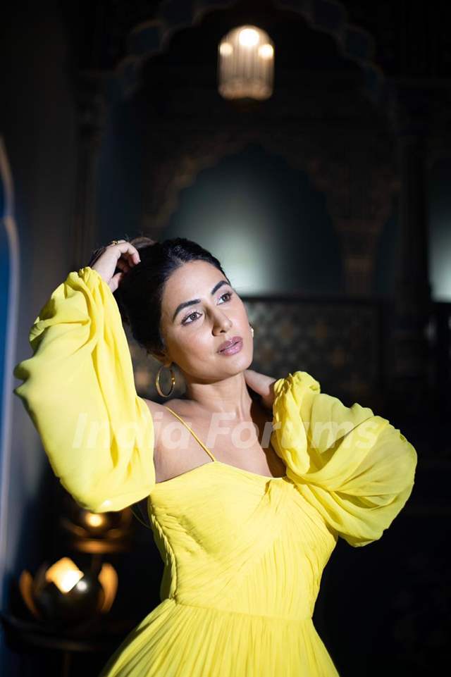 HIna khan in all yellow
