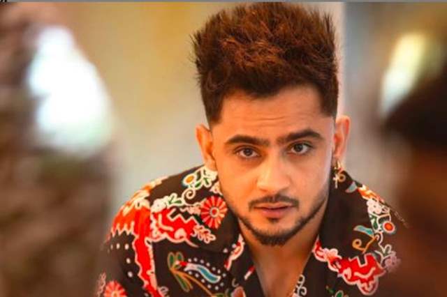 Millind Gaba Height, Millind Gaba Weight, Millind Gaba Age, Millind Gaba  Girlfriend, Millind Gaba Wiki More Info | Gaba, Handsome men, Height and  weight