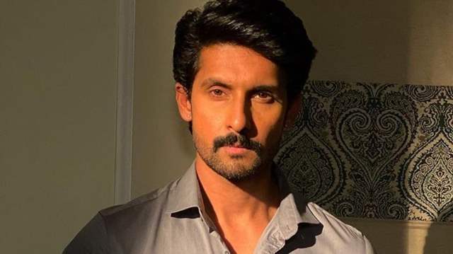 Ravi Dubey