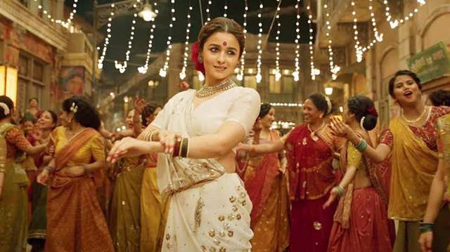 Alia Bhatt's still from Gangubai Kathiawadi