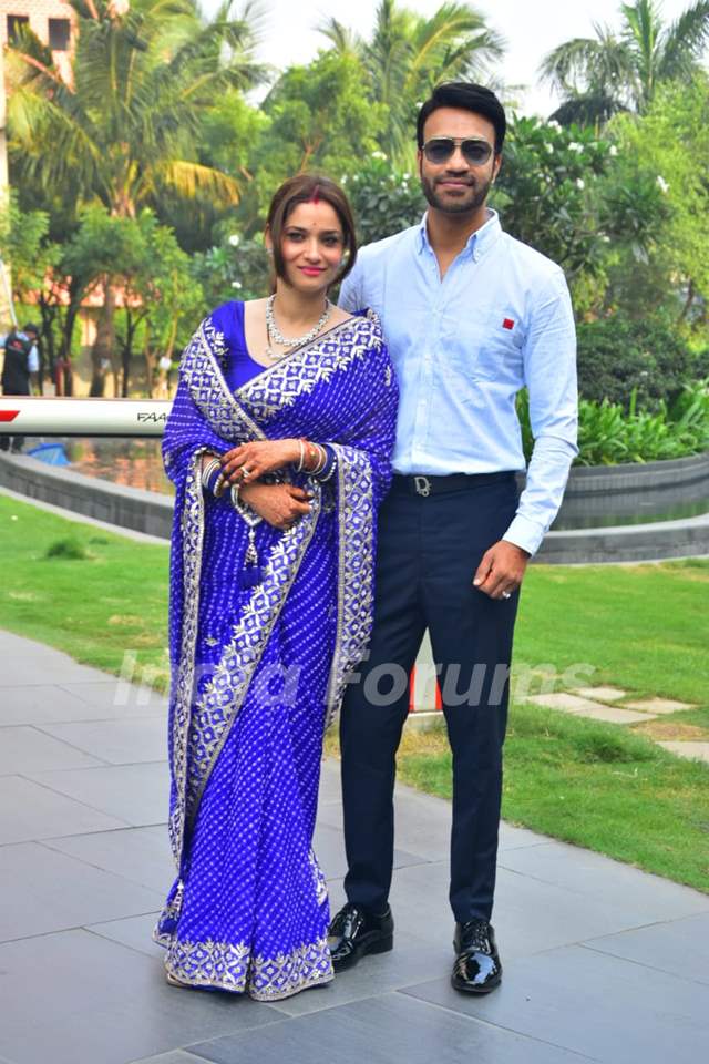 Ankita Lokhande and Vicky Jain papped for the first time as a married couple