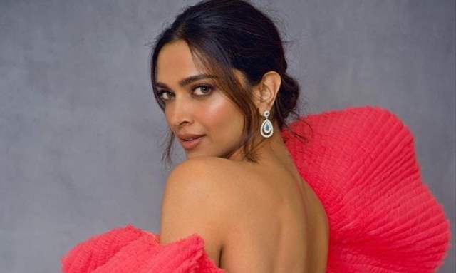 Gehraiyaan Deepika Padukone