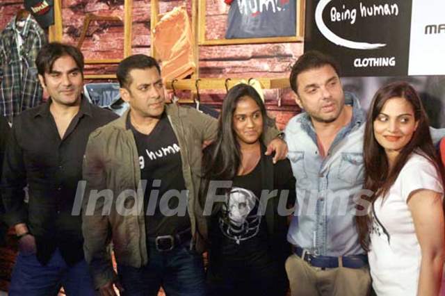 Salman Khan with his brothers & sisters