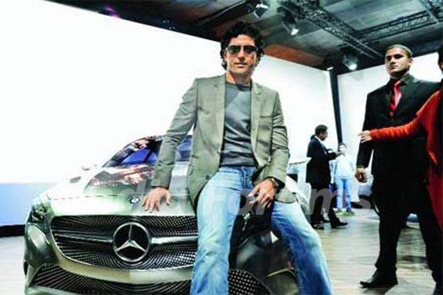 Farhan Akhtar In His Car M350 CDI SUV