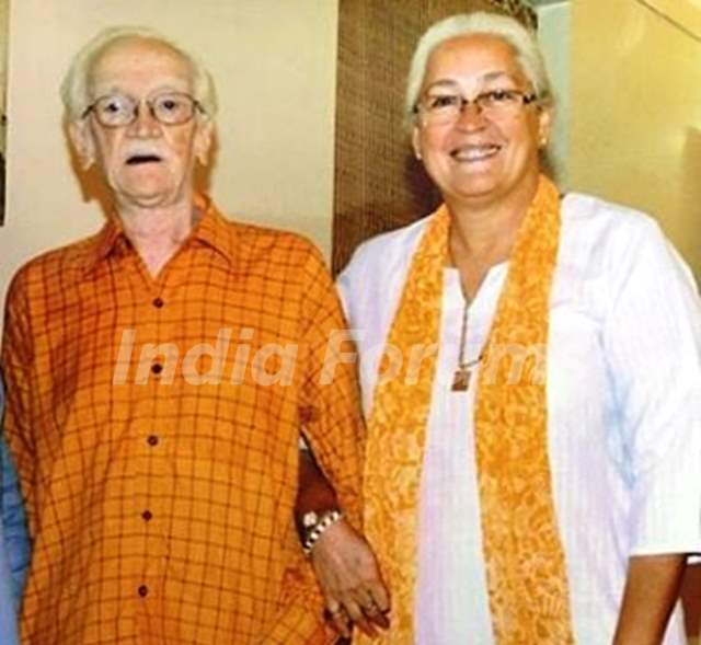 Nafisa Ali With Her Father