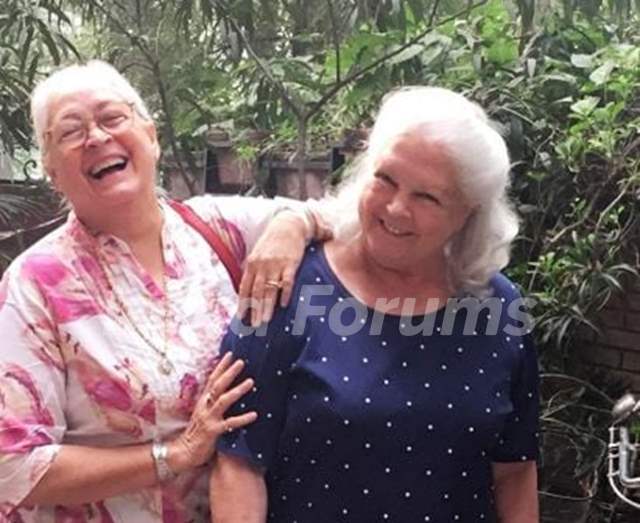 Nafisa Ali With Her Mother