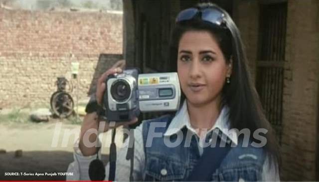 Priya in the movie 'Jee Aayan Nu'