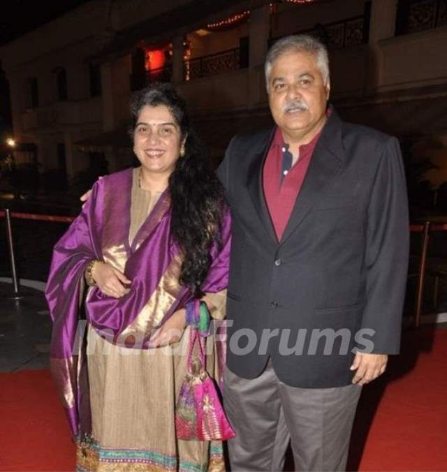 Satish Shah With His Wife