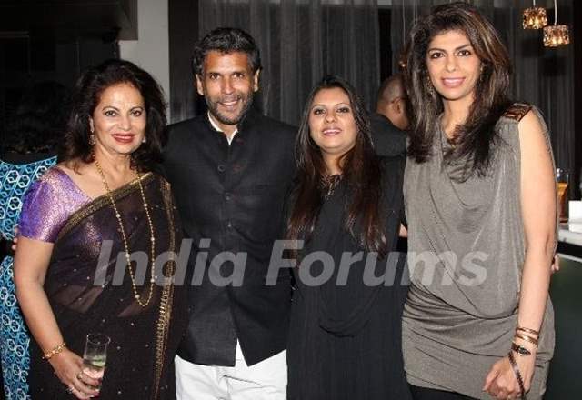 Milind Soman with his sisters