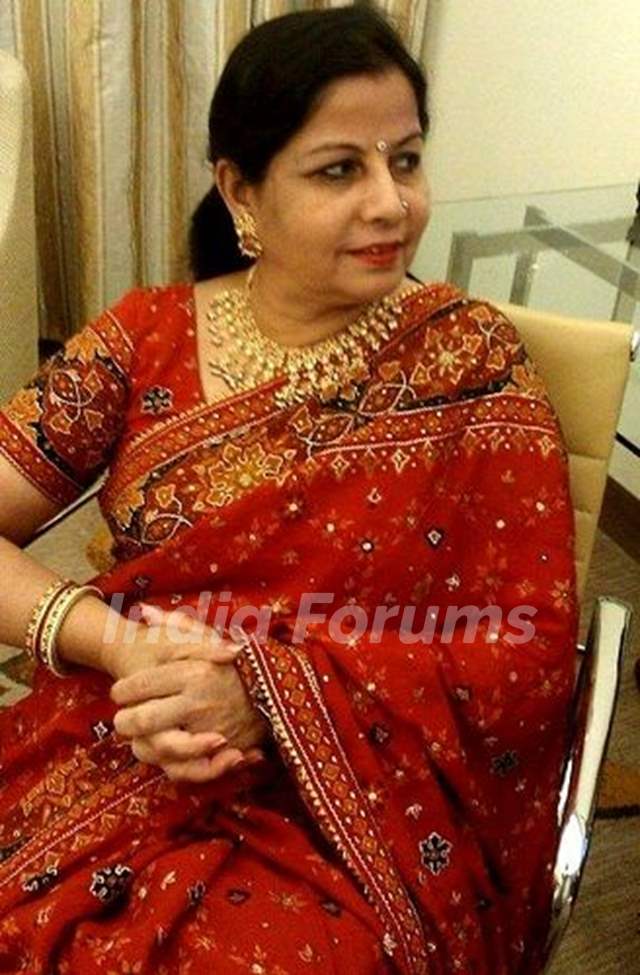 Anup Jalota sister Anita Mehra