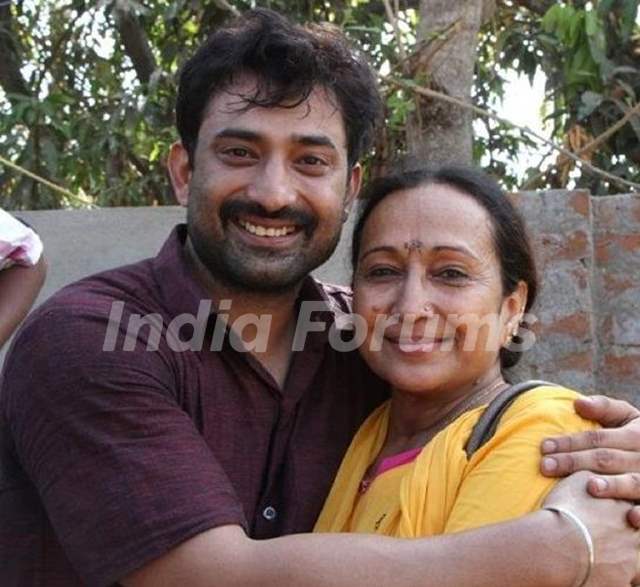 Aravind Akash with his mother