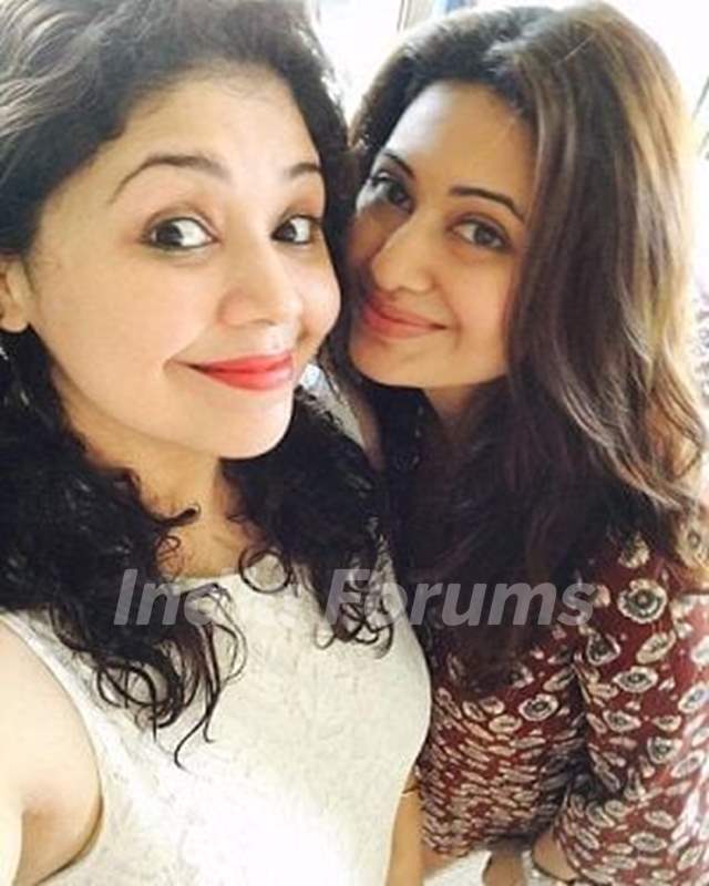 Ashima Bhalla with her sister