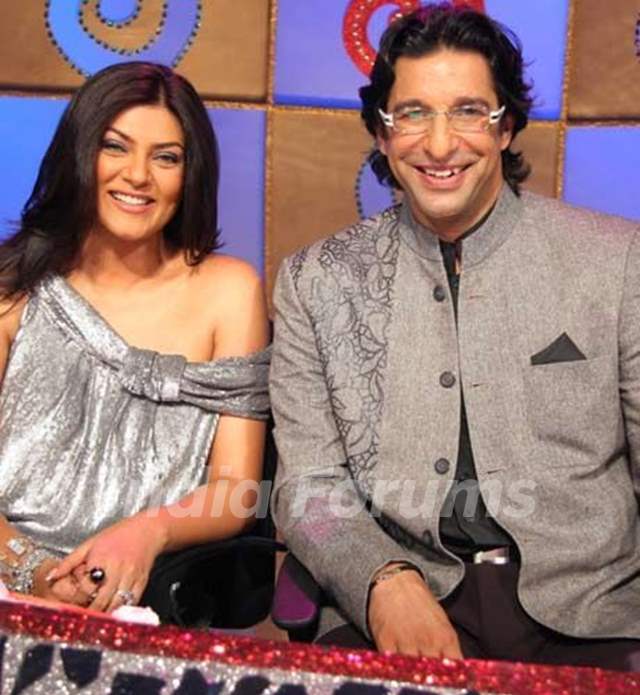 Wasim Akram with Sushmita Sen
