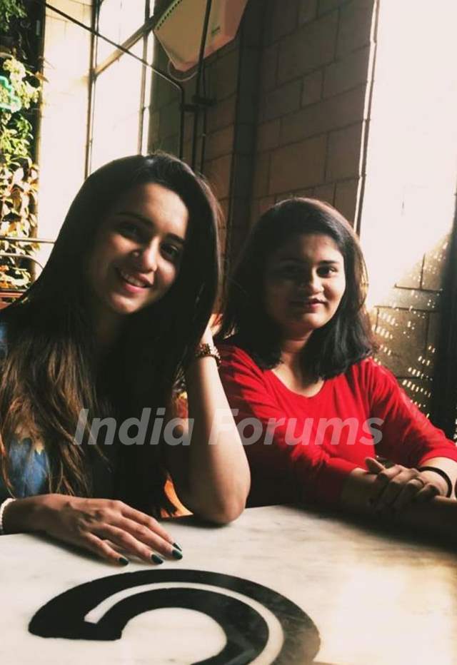 Shivani Surve with her sister Sameeksha Surve