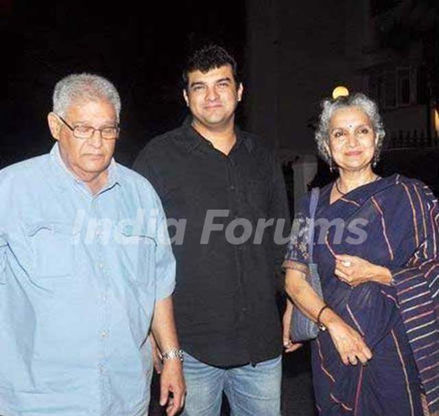 Siddharth Roy Kapur with his parents