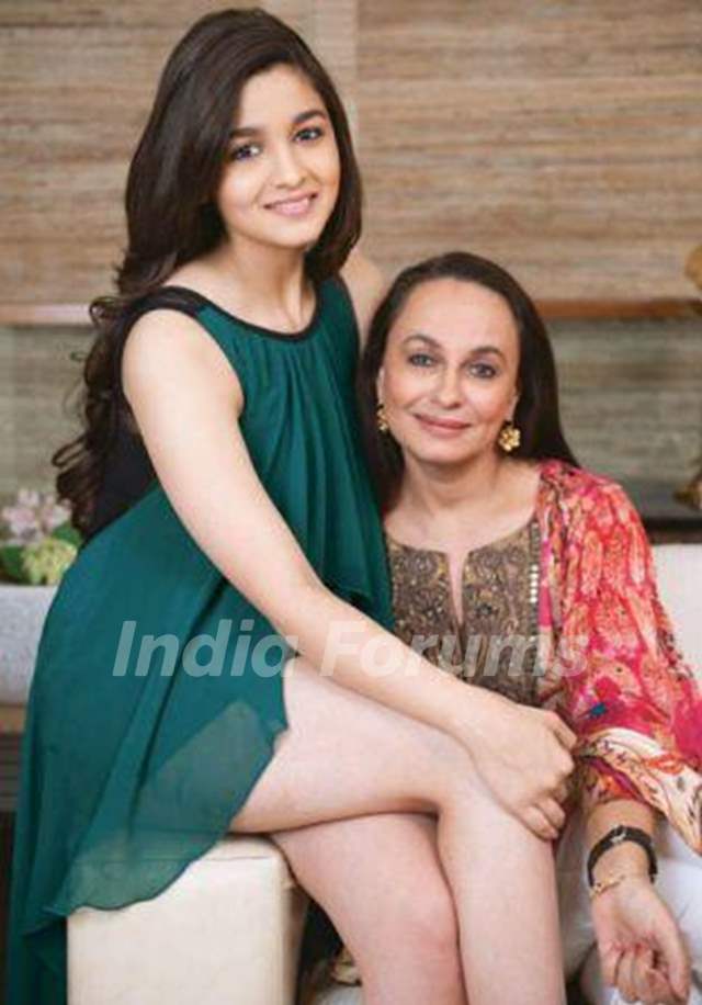 Alia Bhatt With Her Mother Soni Razdan