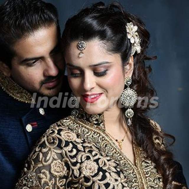 Pushkar Jog with his wife