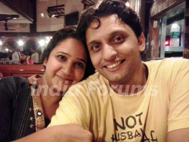 mohammed-zeeshan-ayyub-with-his-wife