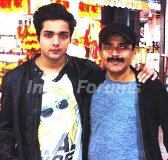 Aakarshan Singh with his father