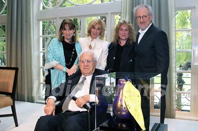 Spielberg with his sisters and father