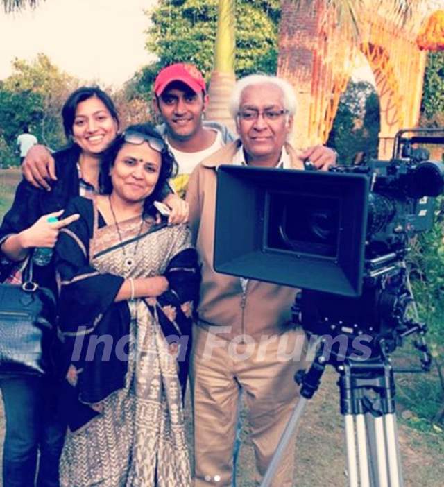 Shashank Khaitan With His Parents And Wife