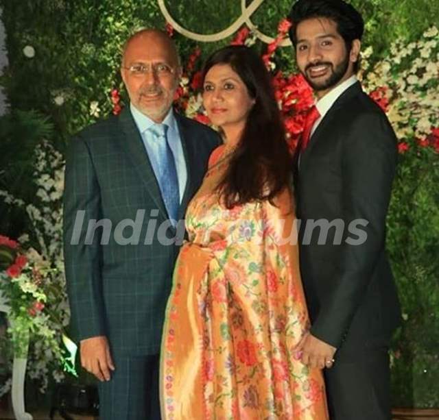 Vardhan Puri with his parents