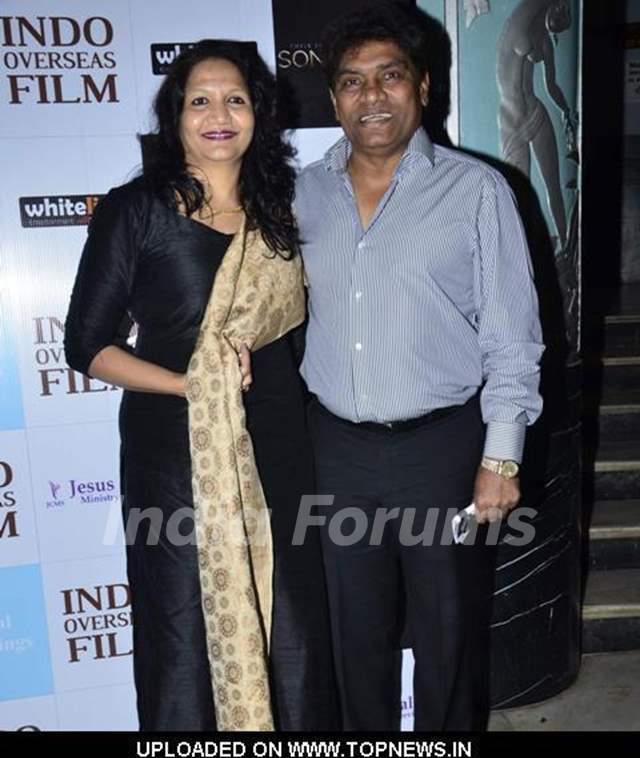 johny-lever-with-his-wife