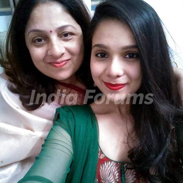 Rashmi Agdekar with her mother