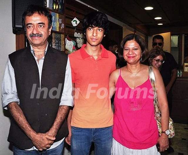 Rajkumar Hirani with his wife and son