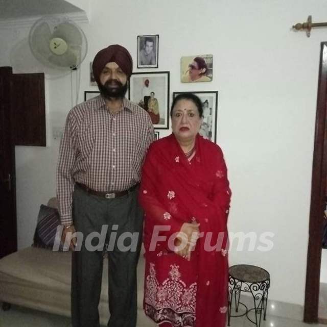 Parents of Karan Oberoi