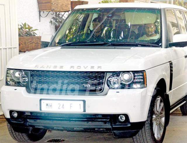 Riteish Deshmukh Inside His Range Rover
