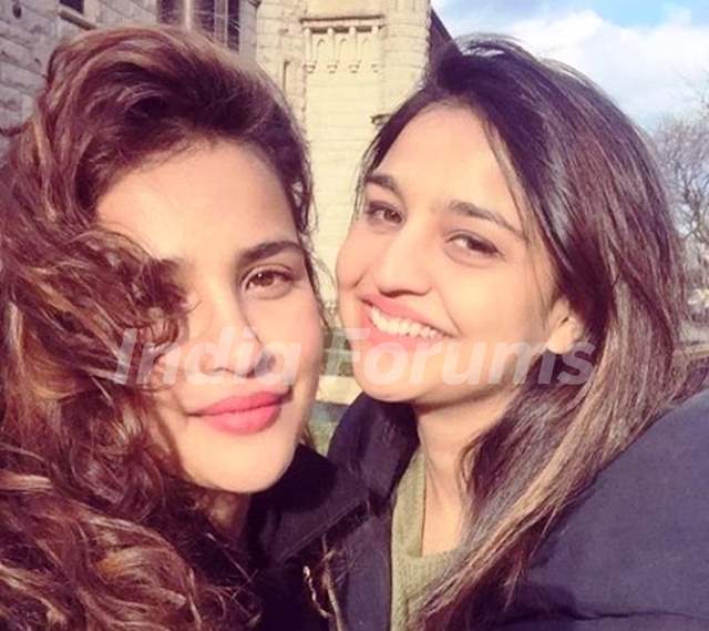 Aisha Sharma with her sister Reetika Sharma Media