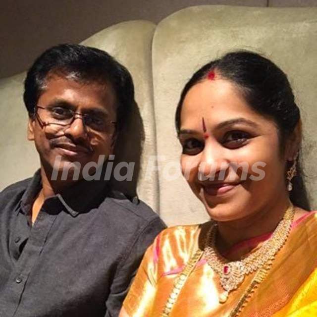 AR Murugadoss with his wife